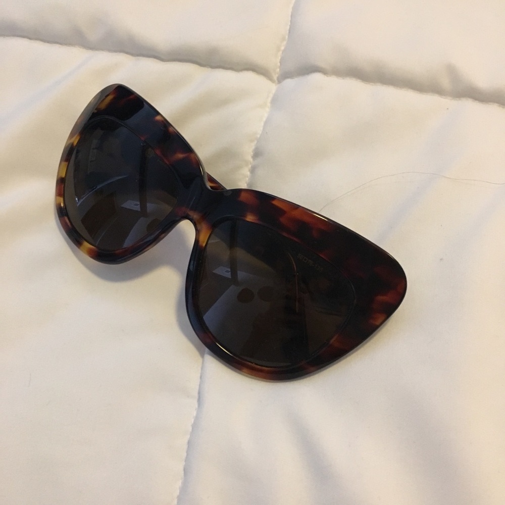 House of Harlow Sunglasses